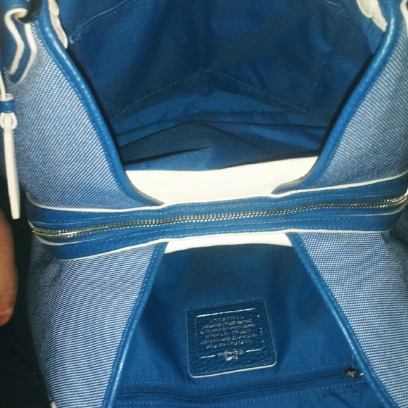 Coach Edie Horse and Carriage and Denim Handbag - Picture 6 of 8